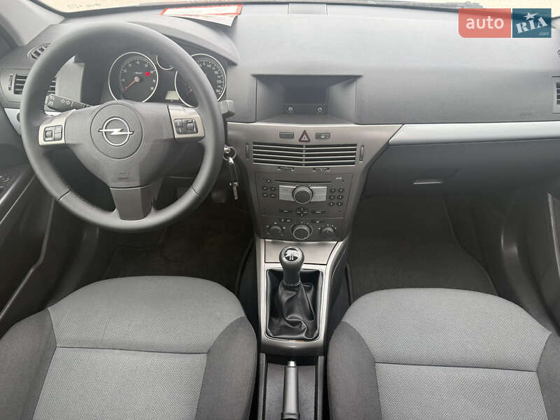 Универсал Opel Astra 2006 в Кропивницком