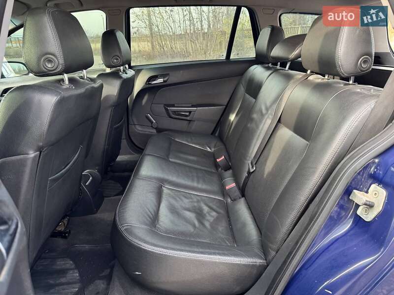 Універсал Opel Astra 2006 в Білгороді-Дністровському