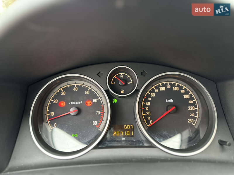 Универсал Opel Astra 2009 в Луцке