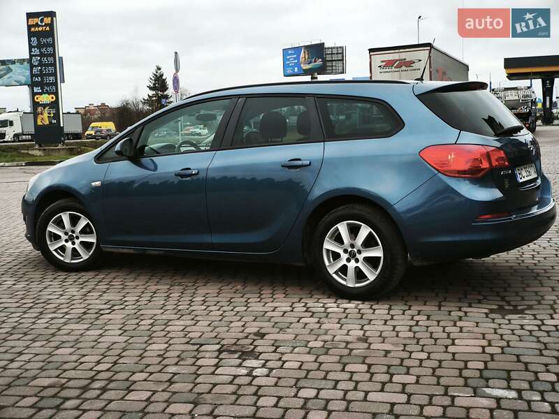 Универсал Opel Astra 2013 в Львове фото 7 Универсал Opel Astra 2013 в Львове