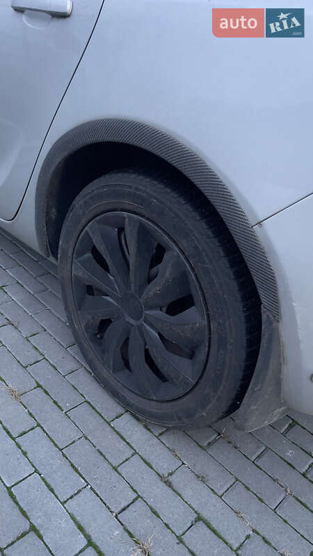 Хетчбек Opel Astra 2011 в Києві