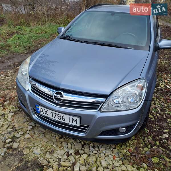Універсал Opel Astra 2009 в Харкові