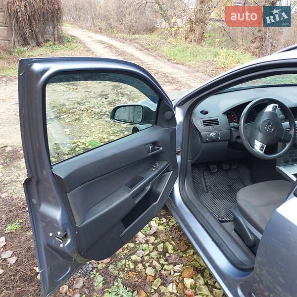 Універсал Opel Astra 2009 в Харкові