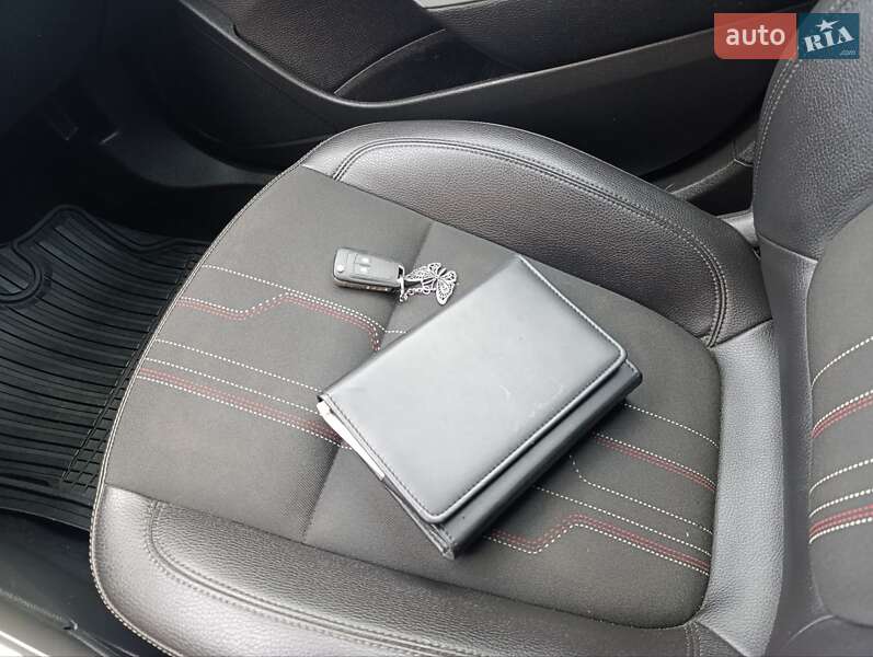 Універсал Opel Astra 2012 в Гощі