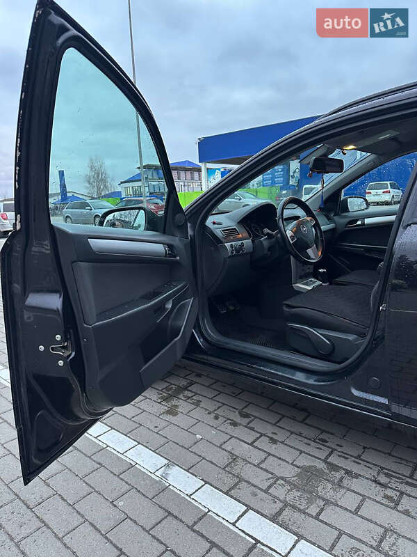 Універсал Opel Astra 2009 в Ковелі