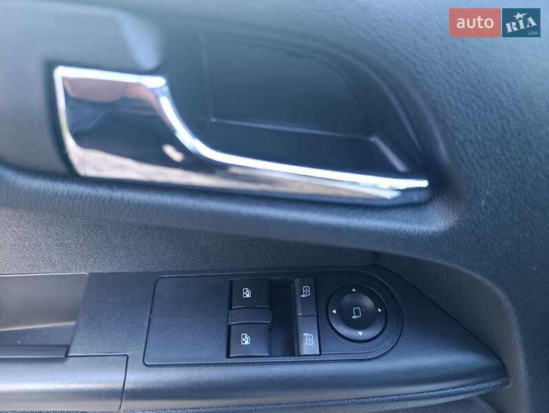 Універсал Opel Astra 2009 в Полтаві