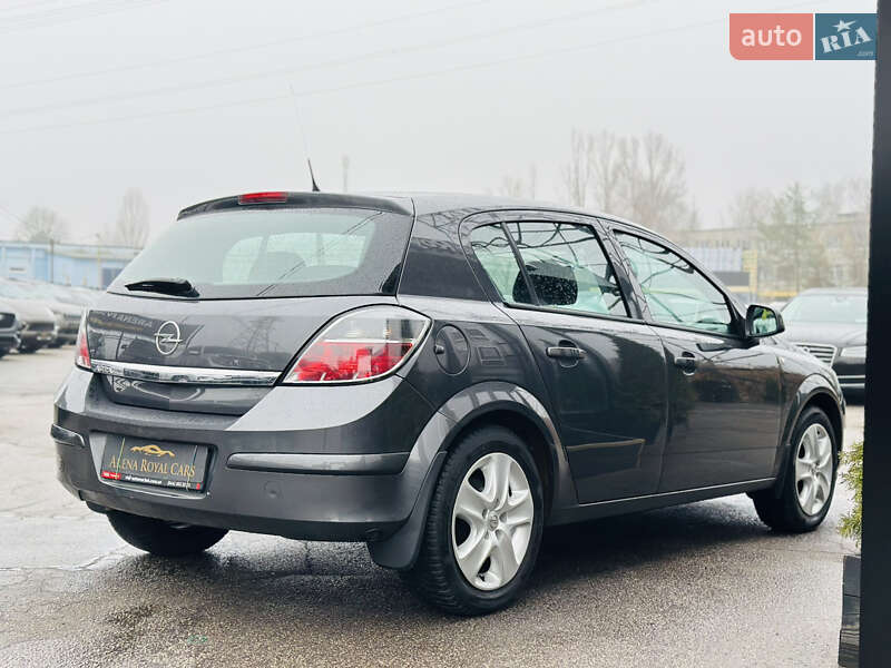 Хетчбек Opel Astra 2012 в Харкові