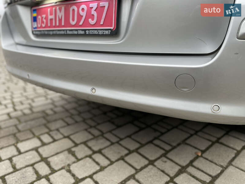 Універсал Opel Astra 2009 в Луцьку