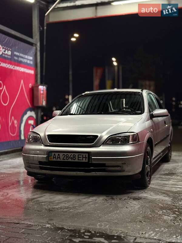 Хетчбек Opel Astra 2000 в Києві