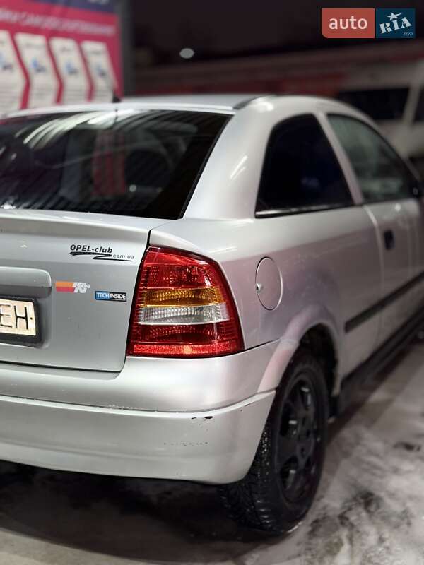 Хетчбек Opel Astra 2000 в Києві