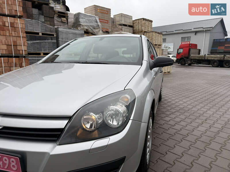 Хетчбек Opel Astra 2004 в Вінниці