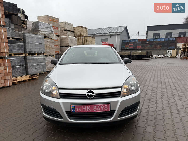 Хетчбек Opel Astra 2004 в Вінниці