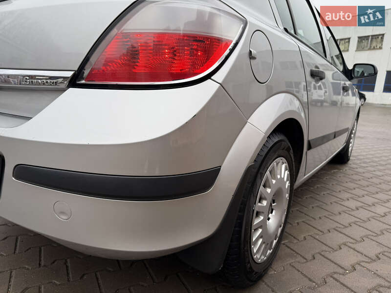 Хетчбек Opel Astra 2004 в Вінниці