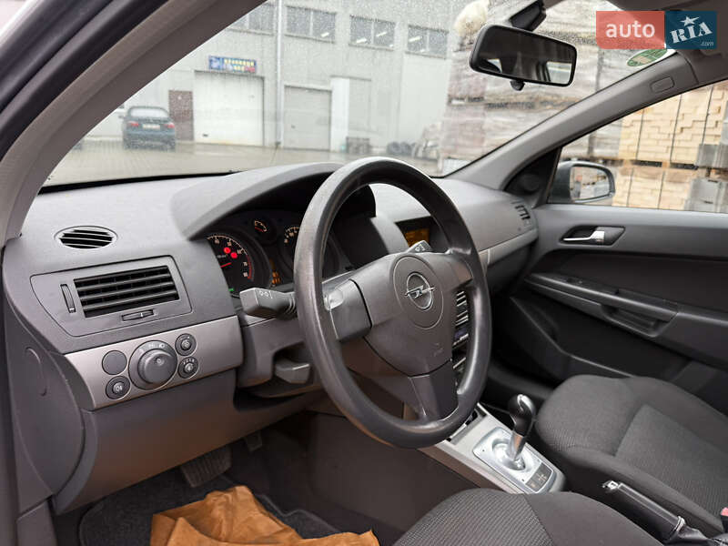 Хетчбек Opel Astra 2004 в Вінниці