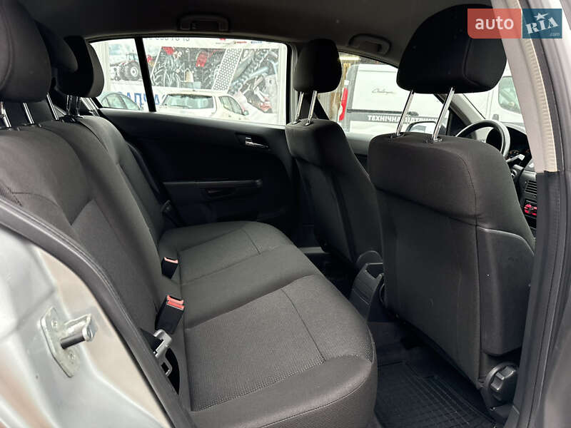 Хетчбек Opel Astra 2004 в Вінниці