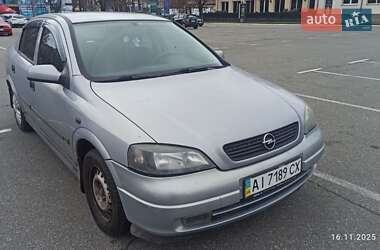 Седан Opel Astra 2000 в Броварах