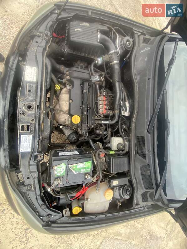 Седан Opel Astra 2005 в Березівці