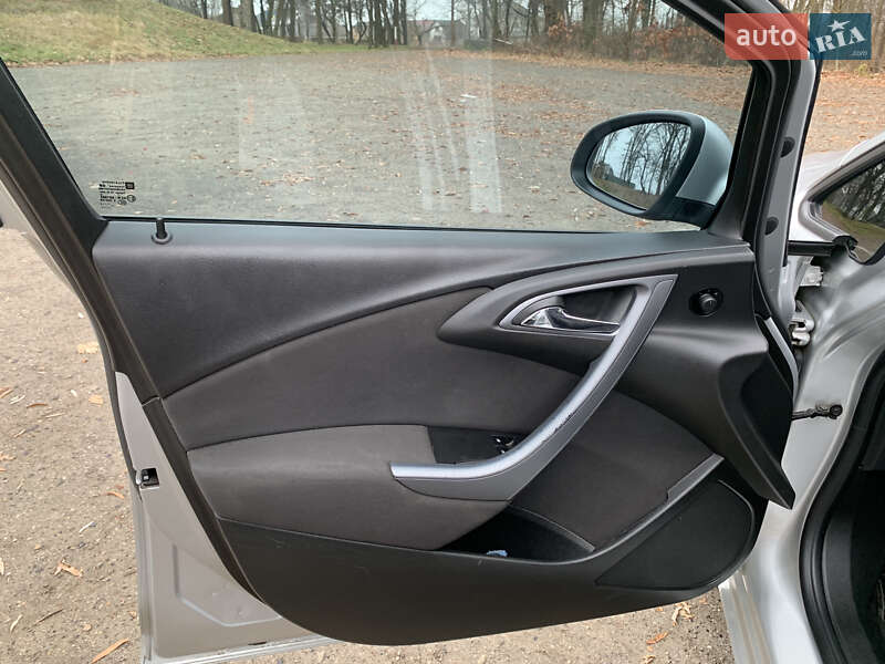 Универсал Opel Astra 2013 в Калуше фото 10 Универсал Opel Astra 2013 в Калуше