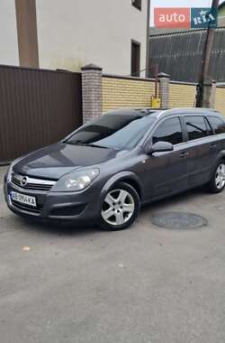 Универсал Opel Astra 2008 в Виннице