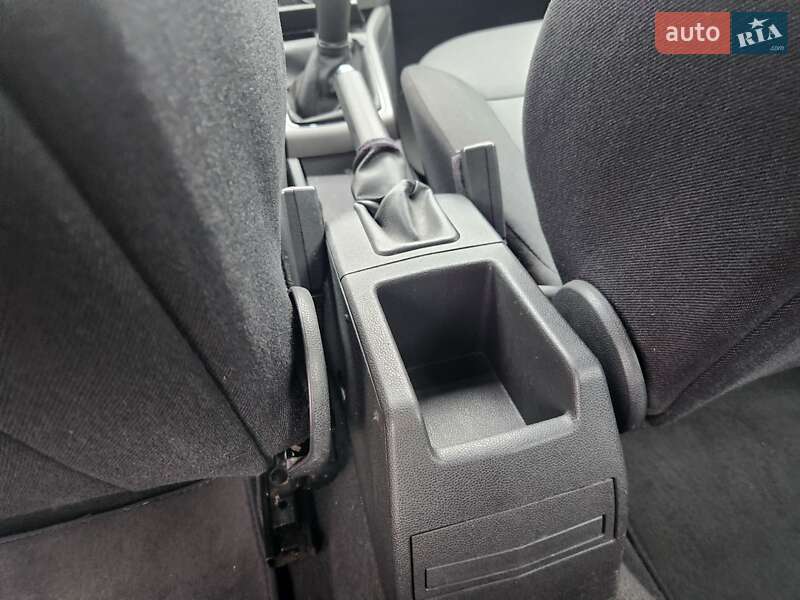 Универсал Opel Astra 2006 в Полтаве