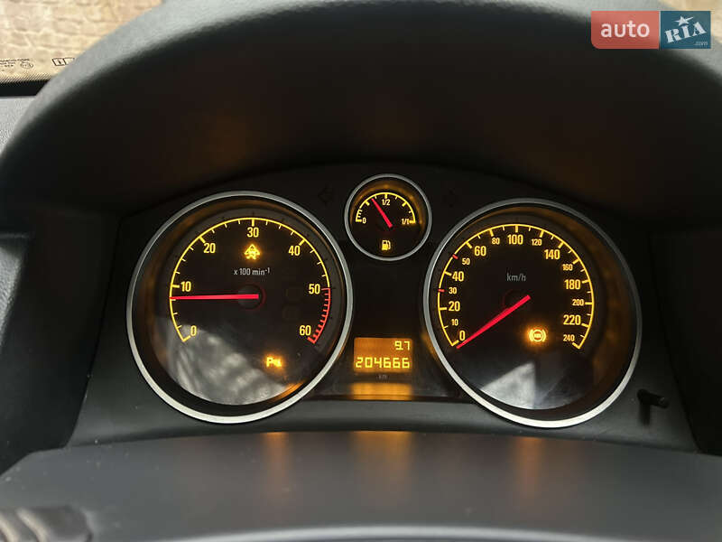 Універсал Opel Astra 2005 в Києві