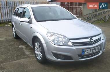 Универсал Opel Astra 2008 в Стрые