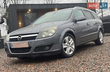 Універсал Opel Astra 2006 в Лубнах