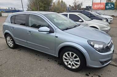 Хетчбек Opel Astra 2005 в Черкасах