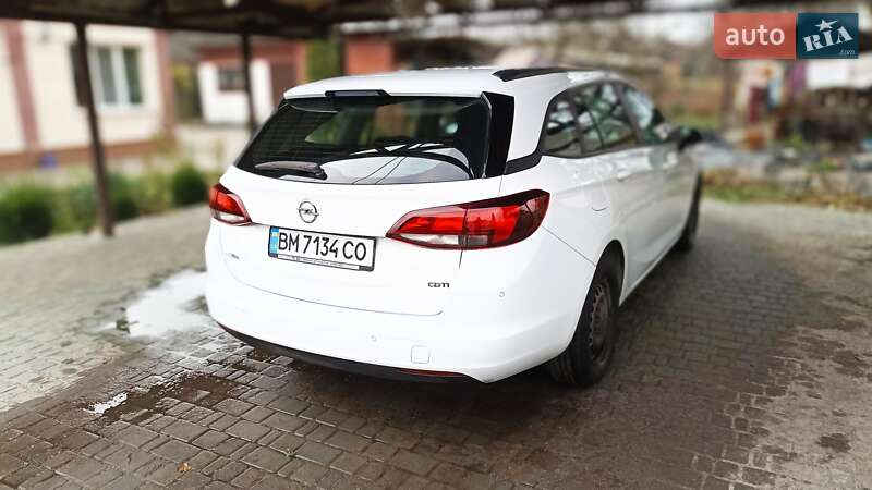 Универсал Opel Astra 2017 в Ахтырке