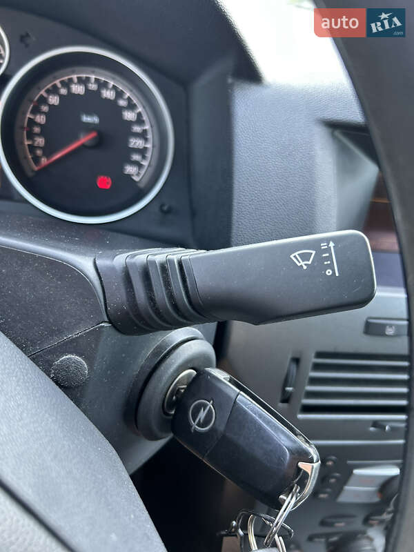 Універсал Opel Astra 2005 в Золочеві фото 58 Універсал Opel Astra 2005 в Золочеві