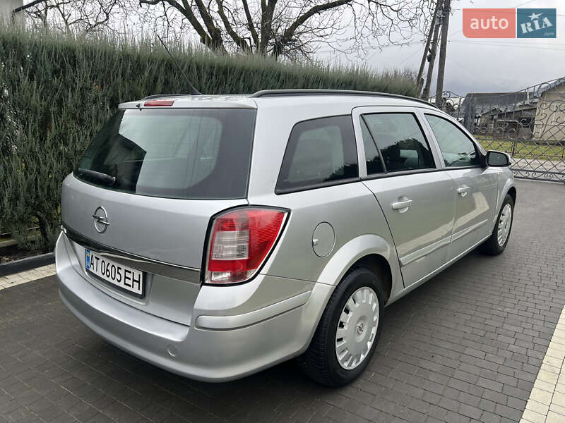 Універсал Opel Astra 2007 в Івано-Франківську