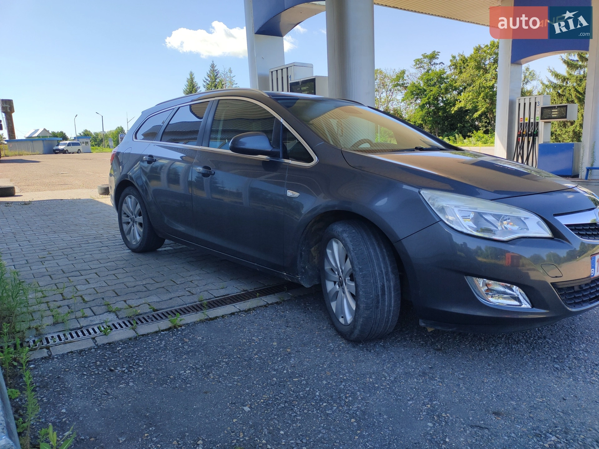 2011 Opel Astra - мініатюра 2