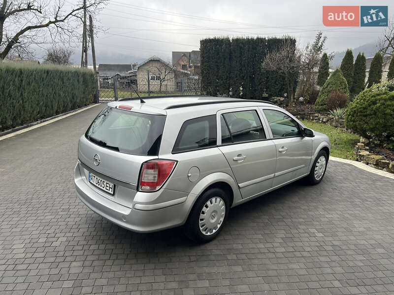 Універсал Opel Astra 2007 в Івано-Франківську