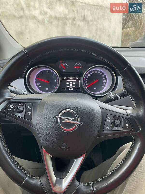 Универсал Opel Astra 2019 в Лановцах