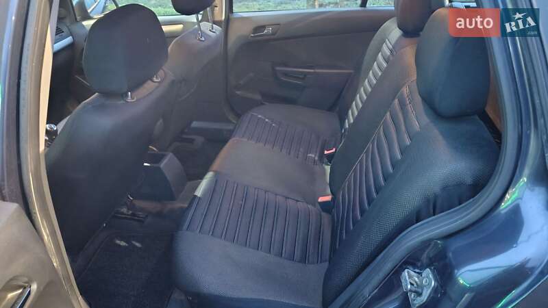 Универсал Opel Astra 2009 в Могилев-Подольске фото 6 Универсал Opel Astra 2009 в Могилев-Подольске