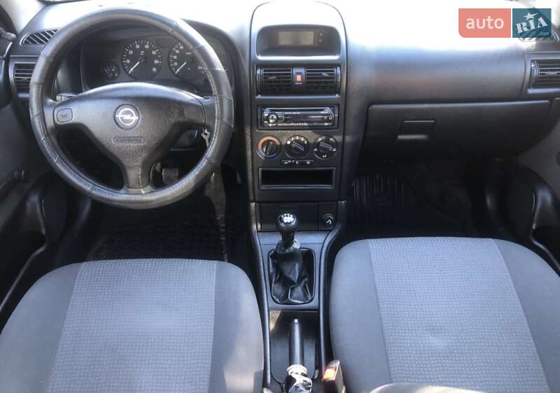 Седан Opel Astra 2009 в Александрие фото 13 Седан Opel Astra 2009 в Александрие