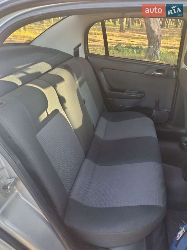 Седан Opel Astra 2005 в Сумах