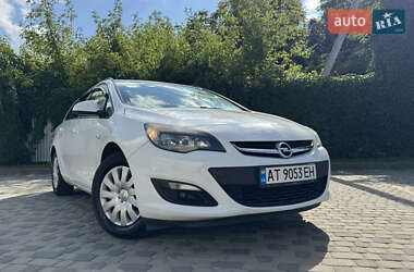 Универсал Opel Astra 2014 в Ивано-Франковске