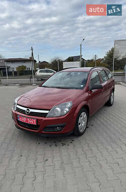 Універсал Opel Astra 2006 в Нововолинську