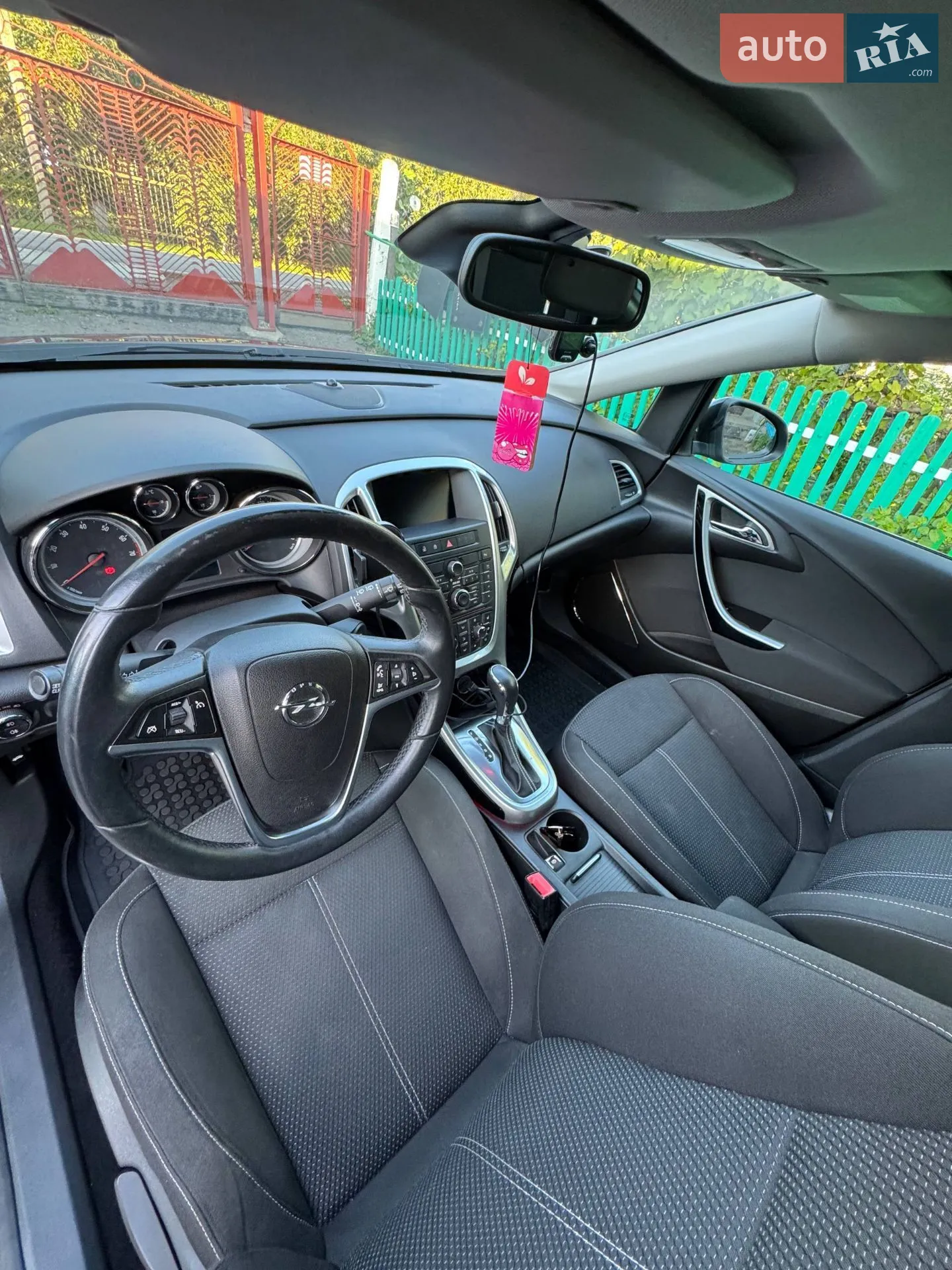 2011 Opel Astra - мініатюра 10
