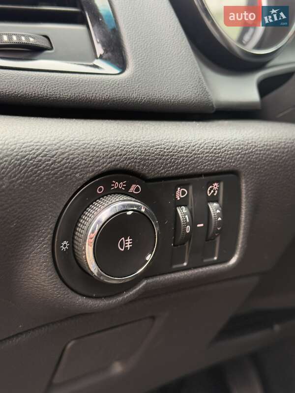 Универсал Opel Astra 2011 в Сумах