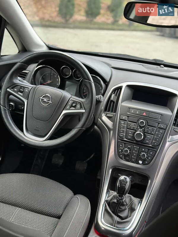 Хэтчбек Opel Astra 2011 в Луцке фото 23 Хэтчбек Opel Astra 2011 в Луцке