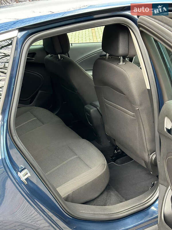 Хэтчбек Opel Astra 2011 в Луцке фото 28 Хэтчбек Opel Astra 2011 в Луцке