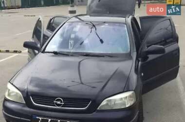 Хэтчбек Opel Astra 1998 в Горохове