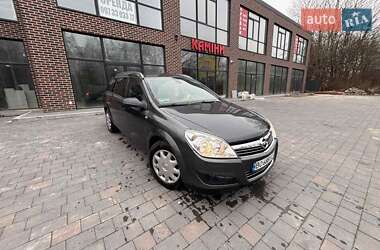 Универсал Opel Astra 2009 в Тернополе