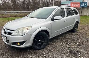 Універсал Opel Astra 2009 в Жидачові