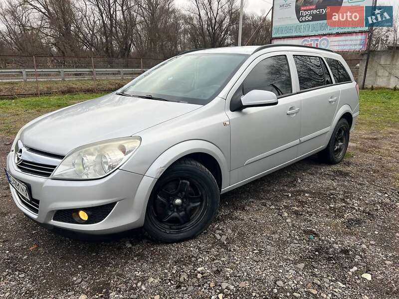 Универсал Opel Astra 2009 в Жидачове