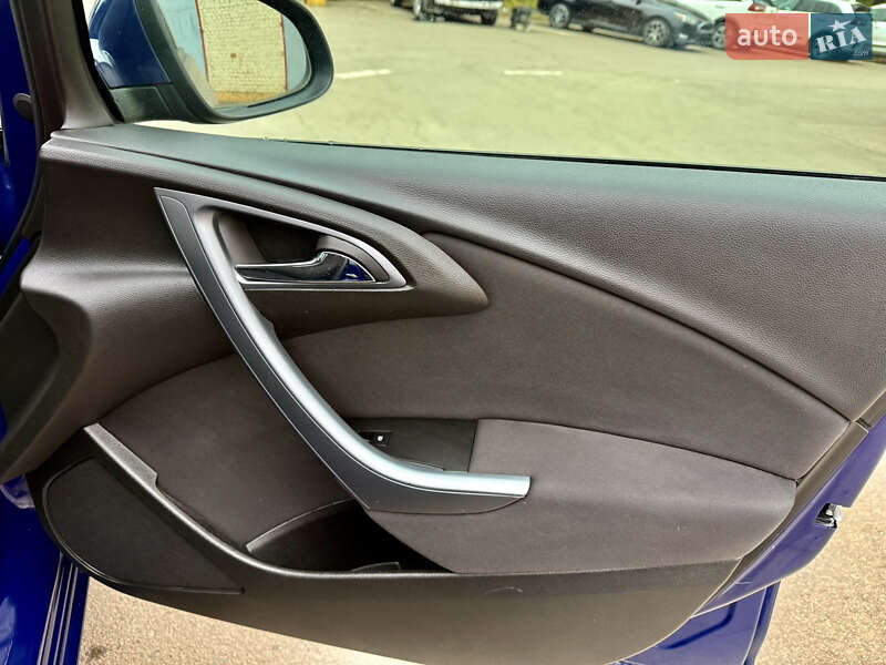 Универсал Opel Astra 2014 в Ровно фото 31 Универсал Opel Astra 2014 в Ровно