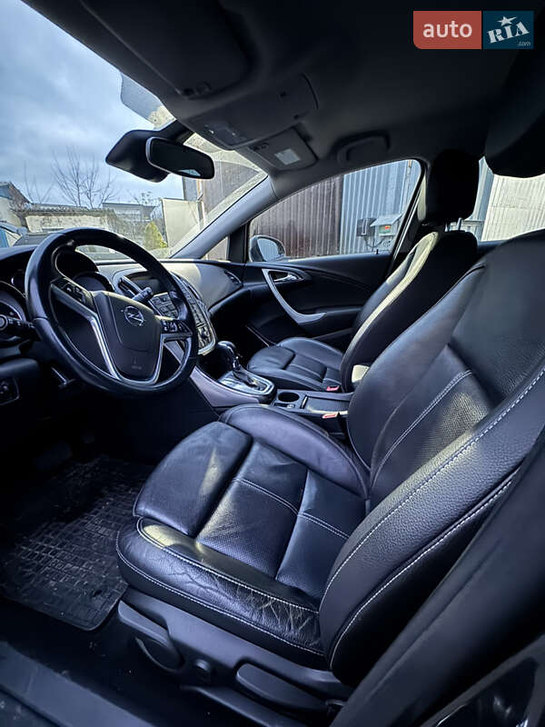 Универсал Opel Astra 2012 в Киеве фото 18 Универсал Opel Astra 2012 в Киеве