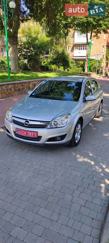 Хэтчбек Opel Astra 2007 в Могилев-Подольске фото 11 Хэтчбек Opel Astra 2007 в Могилев-Подольске